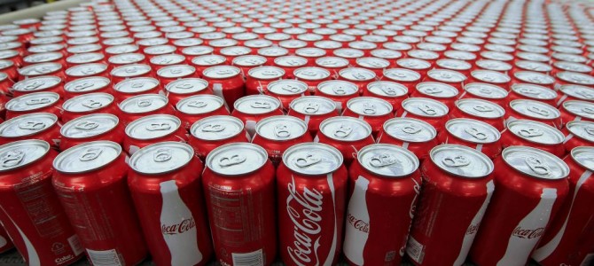 Coca-Cola “No destapas la felicidad, destapas la muerte”